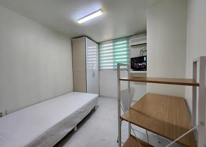 Hostel High Jongam 124 Seoul